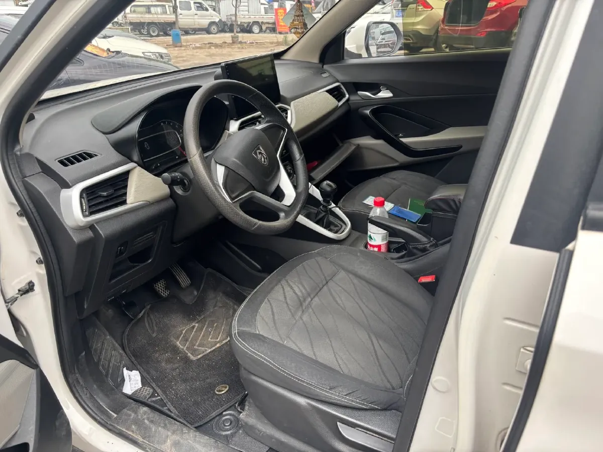 2021 BaoJun 510 1.5L 99HP L4 6MT,autocango,china used car exporter,china ev exporter,chinese used car exporter,chinese used ev exporter