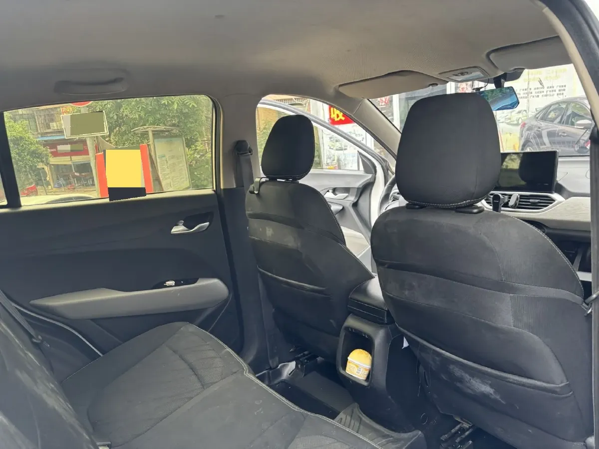 2021 BaoJun 510 1.5L 99HP L4 6MT,autocango,china used car exporter,china ev exporter,chinese used car exporter,chinese used ev exporter