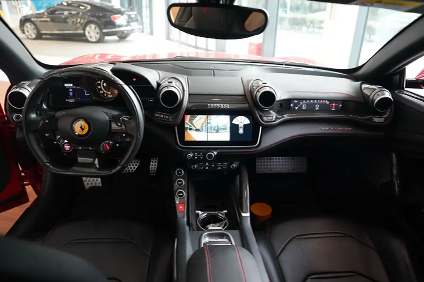 2016 Ferrari GTC4 Lusso 6.3L 690HP V12 7DCT,autocango,china used car exporter,china ev exporter,chinese used car exporter,chinese used ev exporter