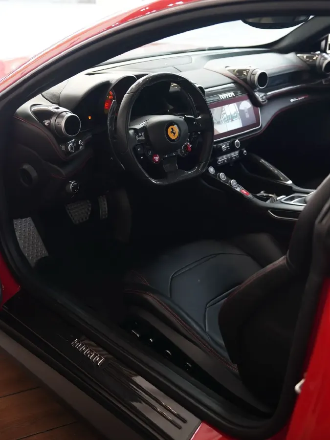 2016 Ferrari GTC4 Lusso 6.3L 690HP V12 7DCT,autocango,china used car exporter,china ev exporter,chinese used car exporter,chinese used ev exporter