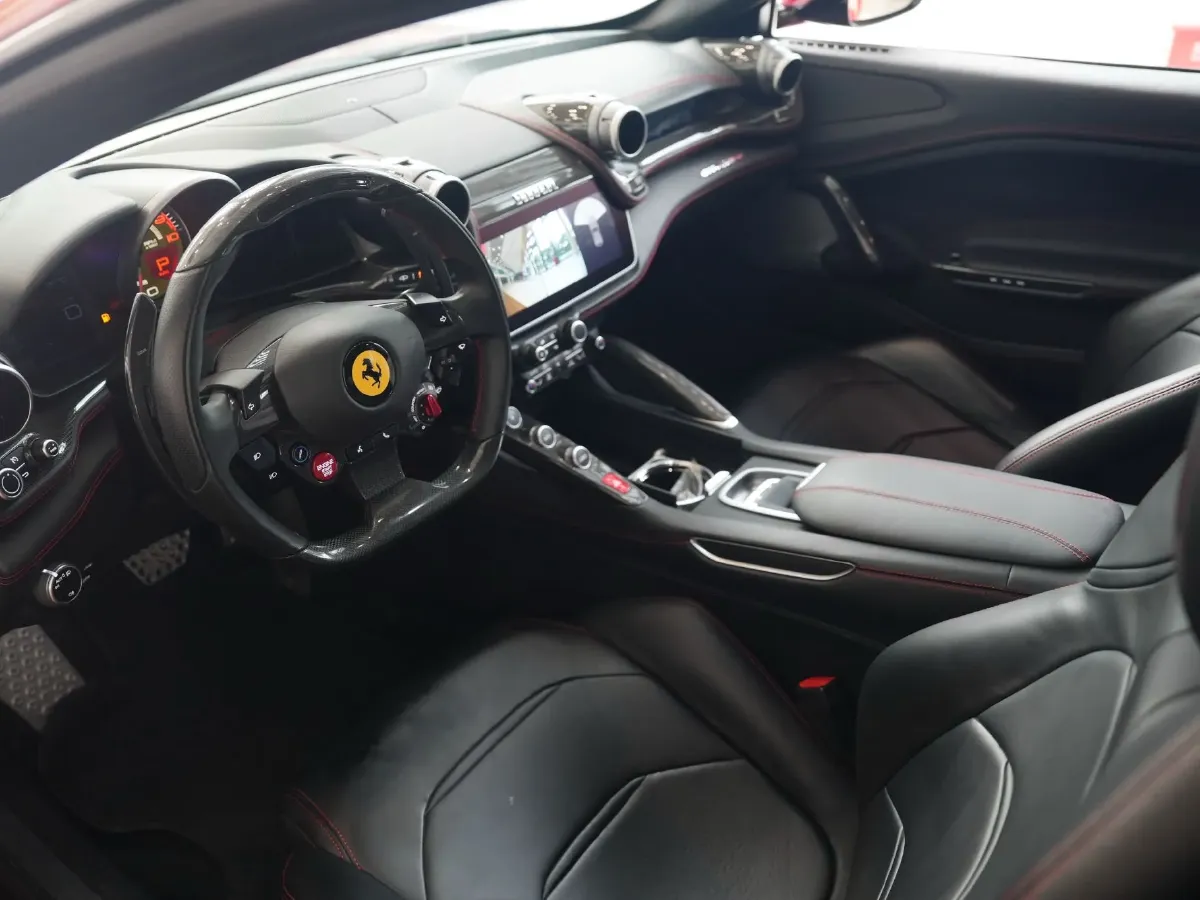 2016 Ferrari GTC4 Lusso 6.3L 690HP V12 7DCT,autocango,china used car exporter,china ev exporter,chinese used car exporter,chinese used ev exporter