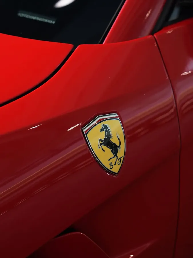 2016 Ferrari GTC4 Lusso 6.3L 690HP V12 7DCT,autocango,china used car exporter,china ev exporter,chinese used car exporter,chinese used ev exporter