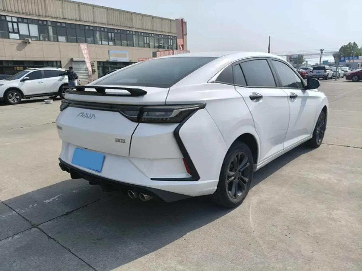2023 DongFeng Aeolus YiXuan 1.5L 125HP L4 6DCT,autocango,china used car exporter,china ev exporter,chinese used car exporter,chinese used ev exporter