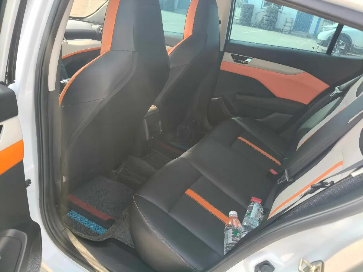 2023 DongFeng Aeolus YiXuan 1.5L 125HP L4 6DCT,autocango,china used car exporter,china ev exporter,chinese used car exporter,chinese used ev exporter