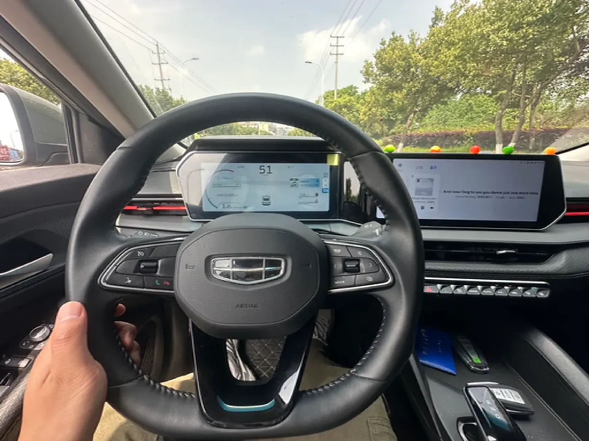 2022 Geely Binray 1.5T 181HP L4 7DCT,autocango,china used car exporter,china ev exporter,chinese used car exporter,chinese used ev exporter