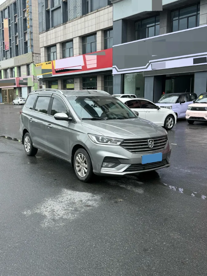 2014 BaoJun 610 1.5L 112HP L4 6AT,autocango,china used car exporter,china ev exporter,chinese used car exporter,chinese used ev exporter
