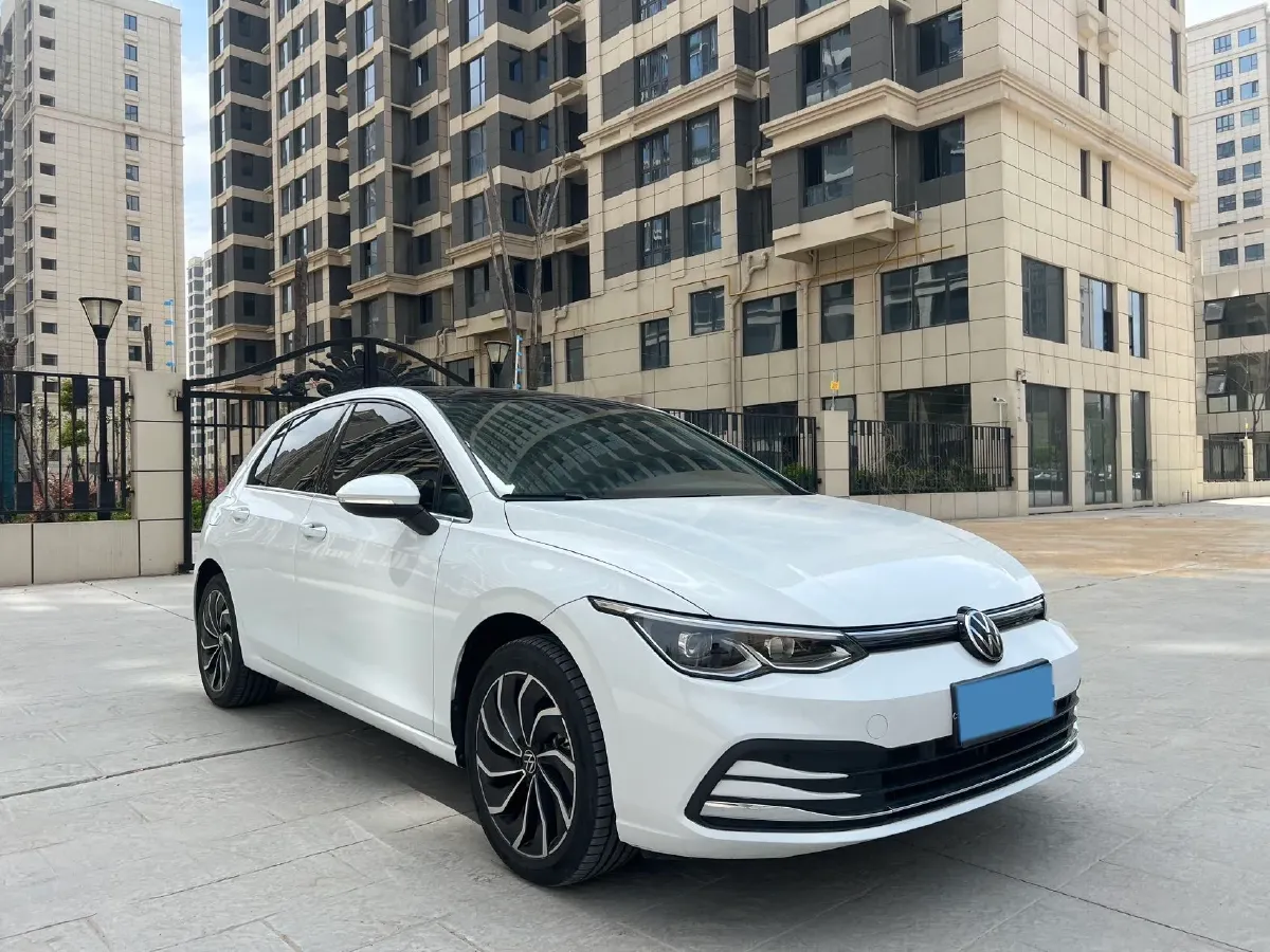 2025 Volkswagen Golf 1.5T 160HP L4 7DCT,autocango,china used car exporter,china ev exporter,chinese used car exporter,chinese used ev exporter