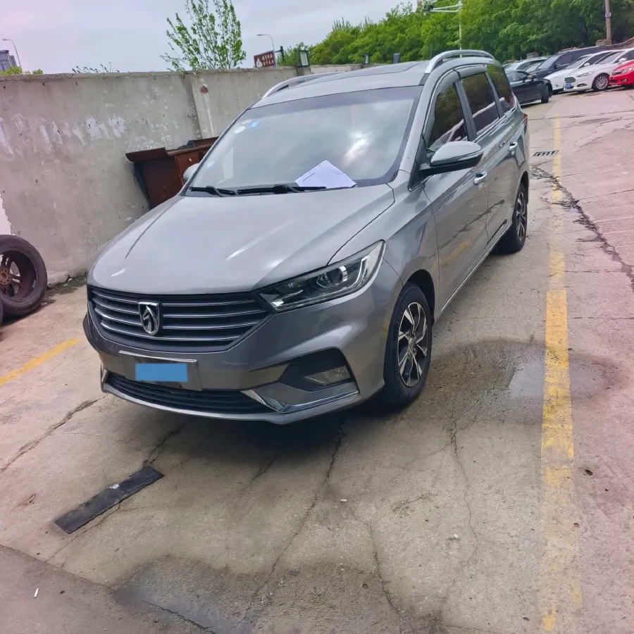 2018 BaoJun 360 1.5L 112HP L4 6MT,autocango,china used car exporter,china ev exporter,chinese used car exporter,chinese used ev exporter