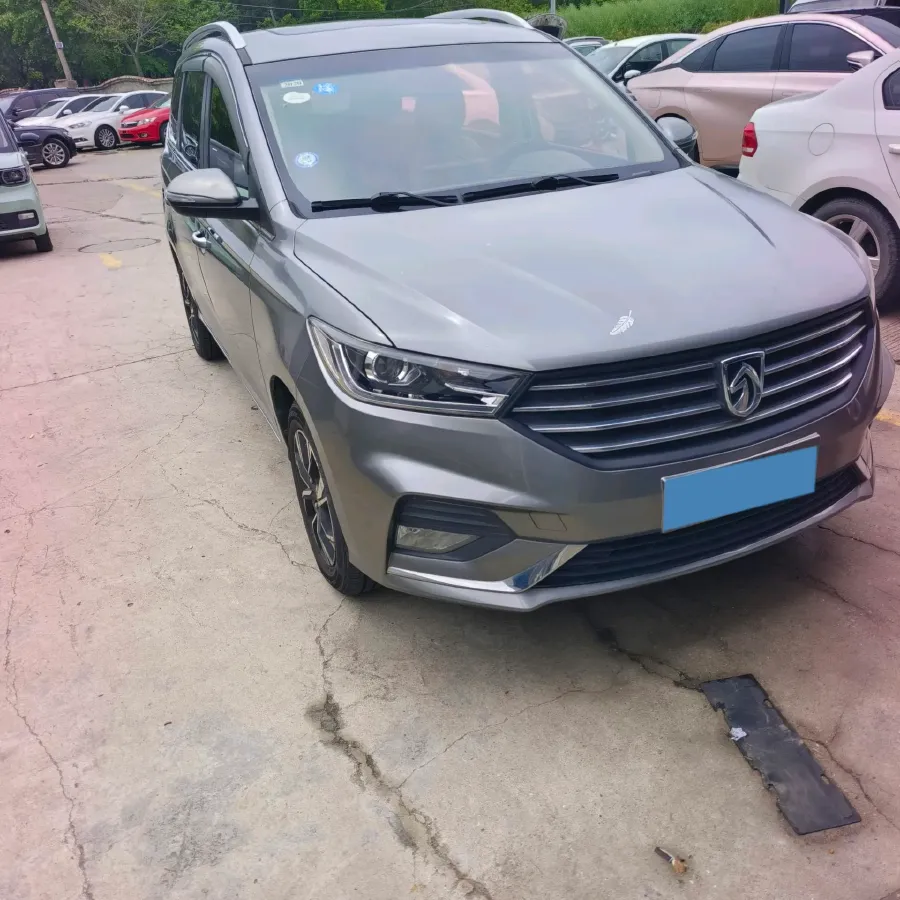 2018 BaoJun 360 1.5L 112HP L4 6MT,autocango,china used car exporter,china ev exporter,chinese used car exporter,chinese used ev exporter