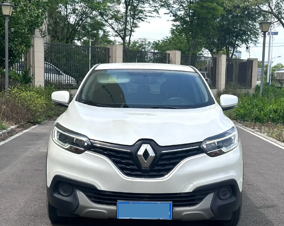 2017 Renault Kadjar 2.0L 150HP L4 CVT,autocango,china used car exporter,china ev exporter,chinese used car exporter,chinese used ev exporter