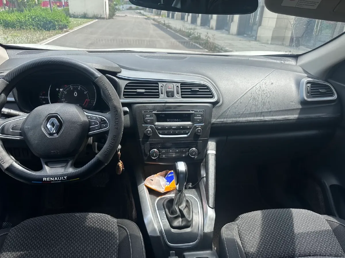 2017 Renault Kadjar 2.0L 150HP L4 CVT,autocango,china used car exporter,china ev exporter,chinese used car exporter,chinese used ev exporter