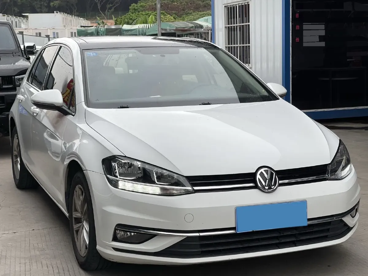 2019 Volkswagen Golf 1.6L 110HP L4 6AT,autocango,china used car exporter,china ev exporter,chinese used car exporter,chinese used ev exporter