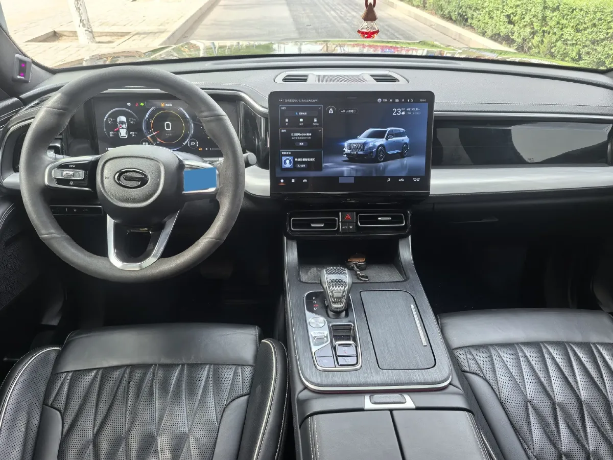 2022 GAC Trumpchi GS8 2.0T 252HP L4 8AT,autocango,china used car exporter,china ev exporter,chinese used car exporter,chinese used ev exporter