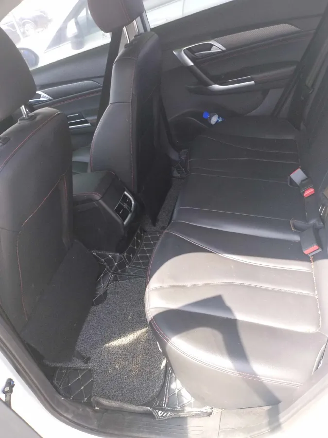 2022 ChangAn UNI-T 1.5T 188HP L4 7DCT,autocango,china used car exporter,china ev exporter,chinese used car exporter,chinese used ev exporter