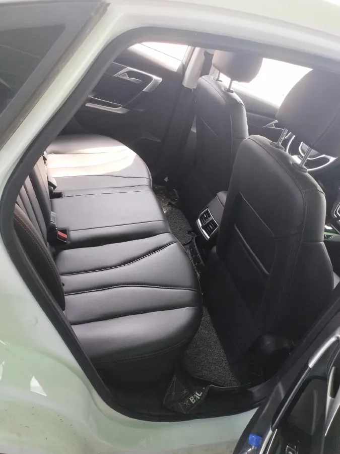 2022 ChangAn UNI-T 1.5T 188HP L4 7DCT,autocango,china used car exporter,china ev exporter,chinese used car exporter,chinese used ev exporter