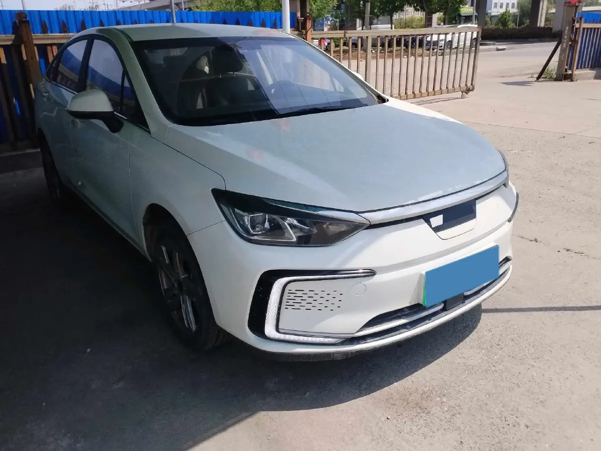 2022 ChangAn UNI-T 1.5T 188HP L4 7DCT,autocango,china used car exporter,china ev exporter,chinese used car exporter,chinese used ev exporter