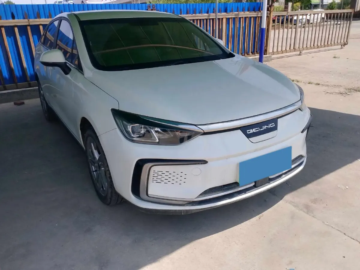 2022 ChangAn UNI-T 1.5T 188HP L4 7DCT,autocango,china used car exporter,china ev exporter,chinese used car exporter,chinese used ev exporter