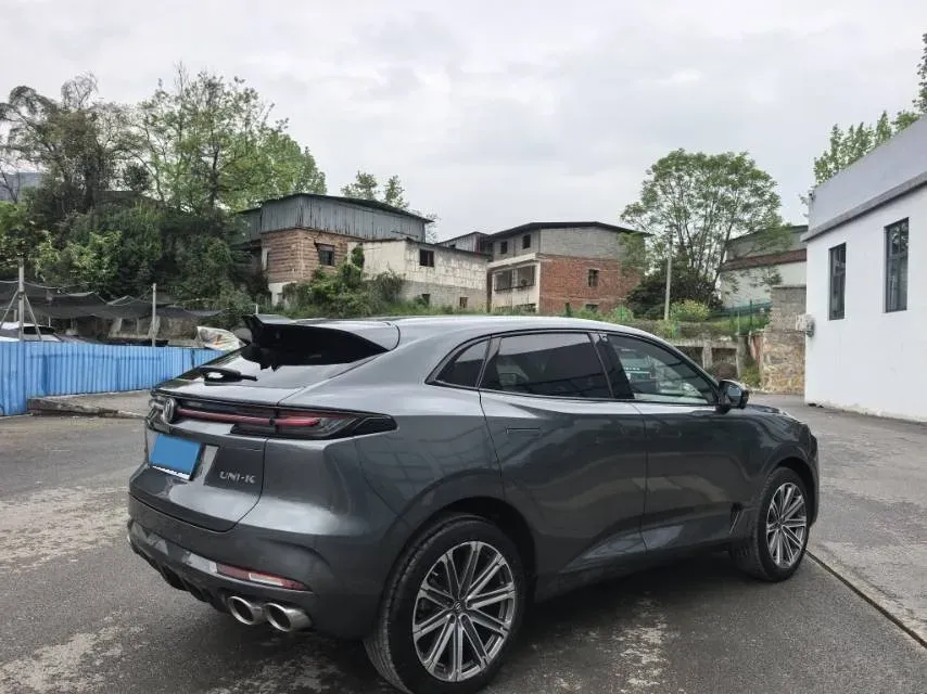 2021 ChangAn UNI-K 2.0T 233HP L4 8AT,autocango,china used car exporter,china ev exporter,chinese used car exporter,chinese used ev exporter