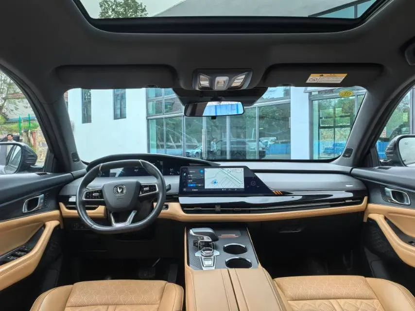 2021 ChangAn UNI-K 2.0T 233HP L4 8AT,autocango,china used car exporter,china ev exporter,chinese used car exporter,chinese used ev exporter