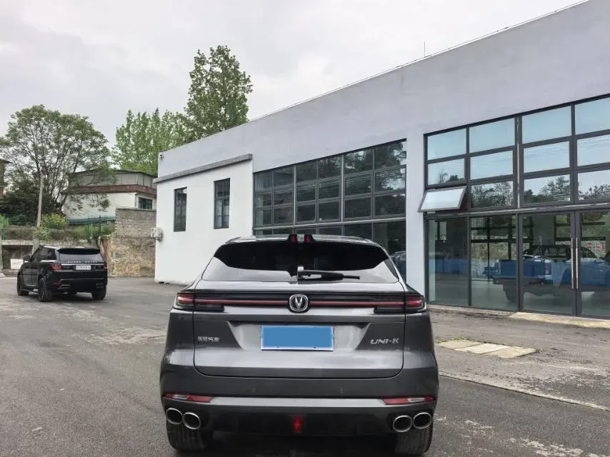2021 ChangAn UNI-K 2.0T 233HP L4 8AT,autocango,china used car exporter,china ev exporter,chinese used car exporter,chinese used ev exporter