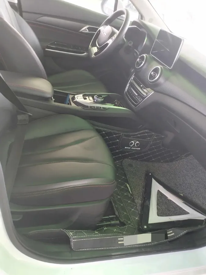 2022 ChangAn UNI-T 1.5T 188HP L4 7DCT,autocango,china used car exporter,china ev exporter,chinese used car exporter,chinese used ev exporter