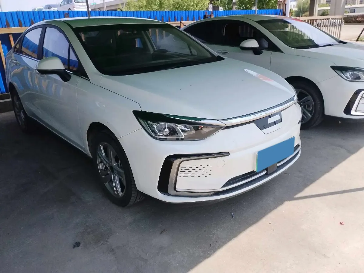2022 ChangAn UNI-T 1.5T 188HP L4 7DCT,autocango,china used car exporter,china ev exporter,chinese used car exporter,chinese used ev exporter