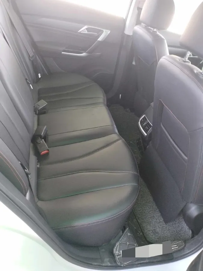 2022 ChangAn UNI-T 1.5T 188HP L4 7DCT,autocango,china used car exporter,china ev exporter,chinese used car exporter,chinese used ev exporter