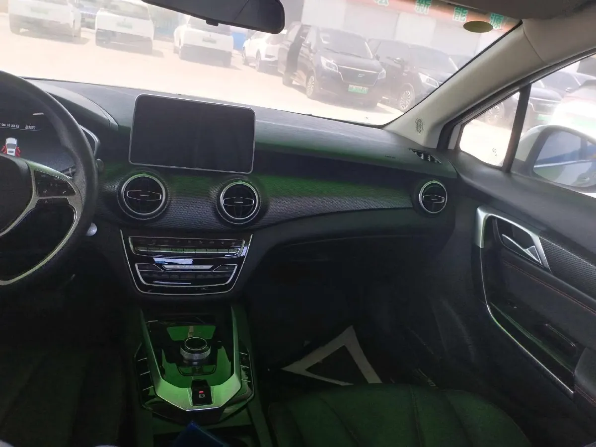 2022 ChangAn UNI-T 1.5T 188HP L4 7DCT,autocango,china used car exporter,china ev exporter,chinese used car exporter,chinese used ev exporter