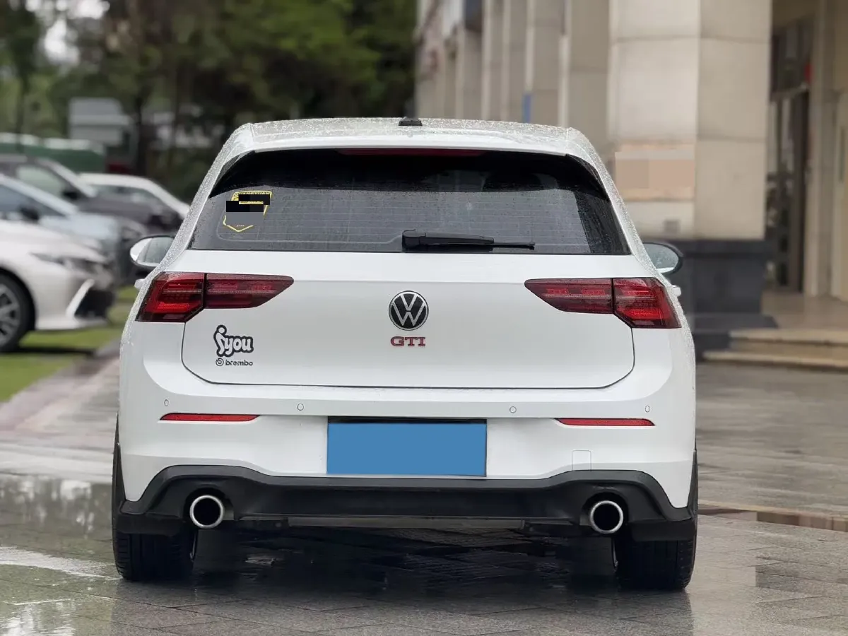 2021 Volkswagen GolfGTI 2.0T 220HP L4 7DCT,autocango,china used car exporter,china ev exporter,chinese used car exporter,chinese used ev exporter