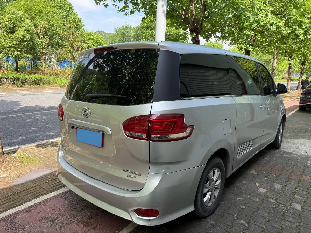 2016 MAXUS G10 2.0T 224HP L4 6AT,autocango,china used car exporter,china ev exporter,chinese used car exporter,chinese used ev exporter