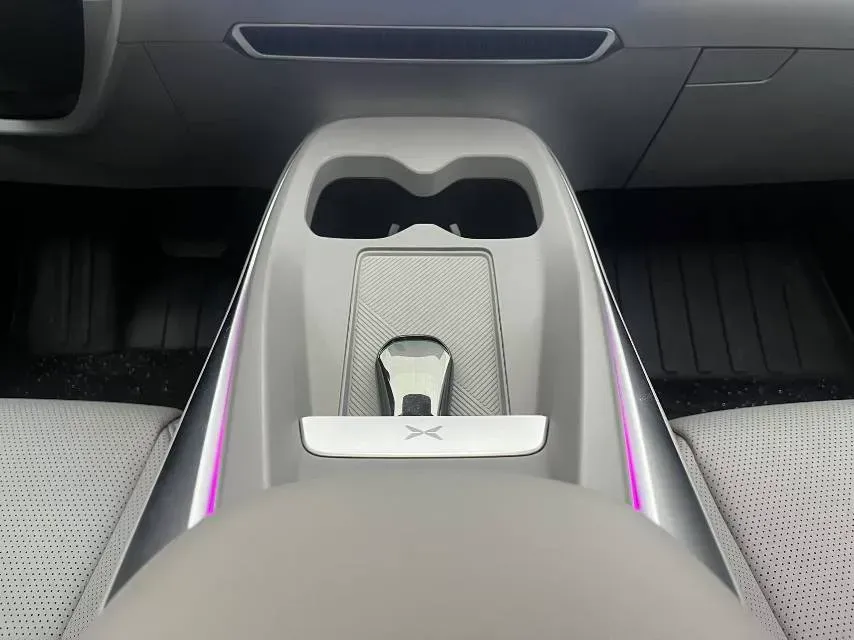 2024 Xpeng MONA M03 BEV 62.2KWH,autocango,china used car exporter,china ev exporter,chinese used car exporter,chinese used ev exporter