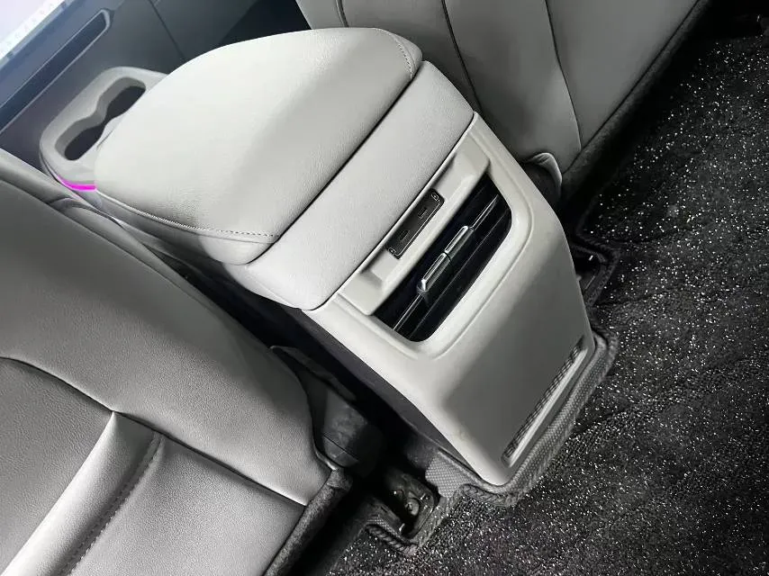 2024 Xpeng MONA M03 BEV 62.2KWH,autocango,china used car exporter,china ev exporter,chinese used car exporter,chinese used ev exporter