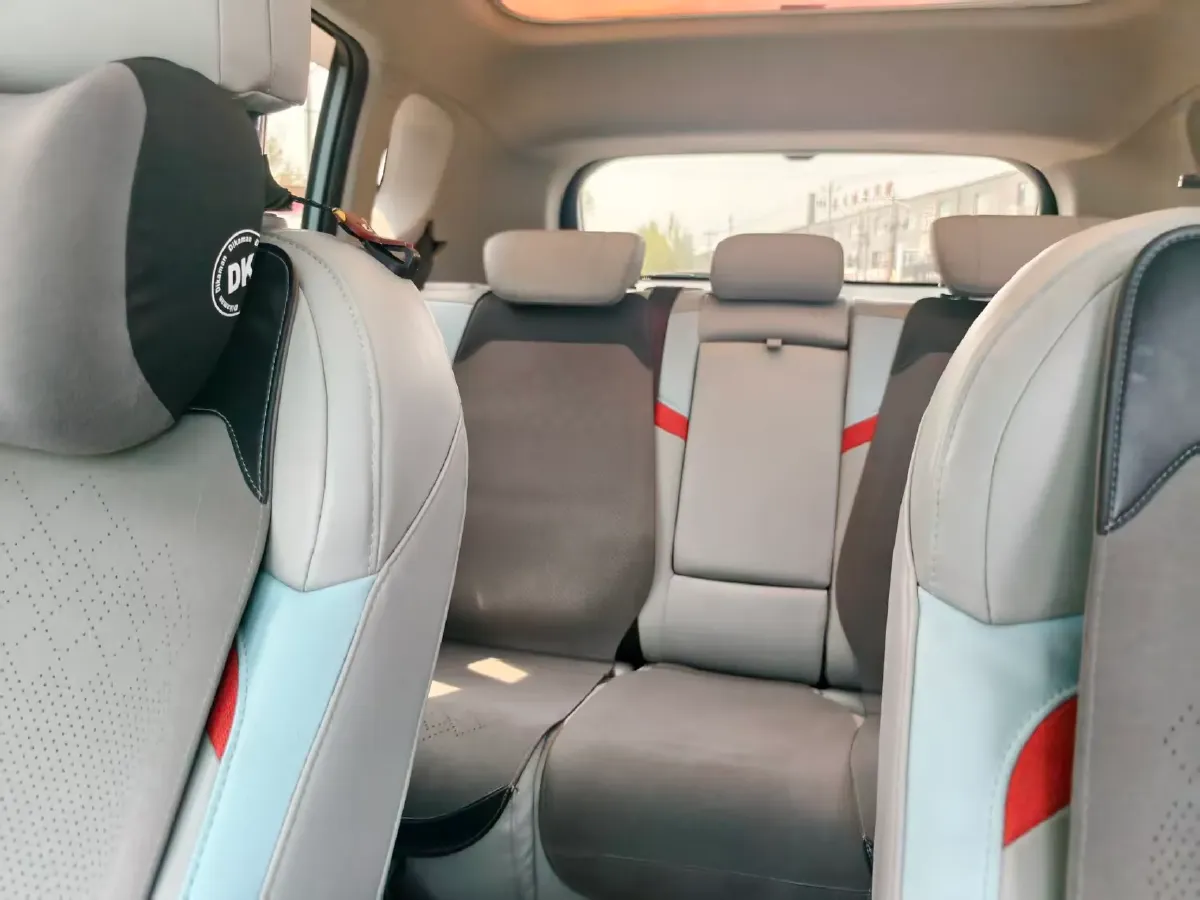 2022 Geely Okavango 1.8T 184HP L4 7DCT,autocango,china used car exporter,china ev exporter,chinese used car exporter,chinese used ev exporter