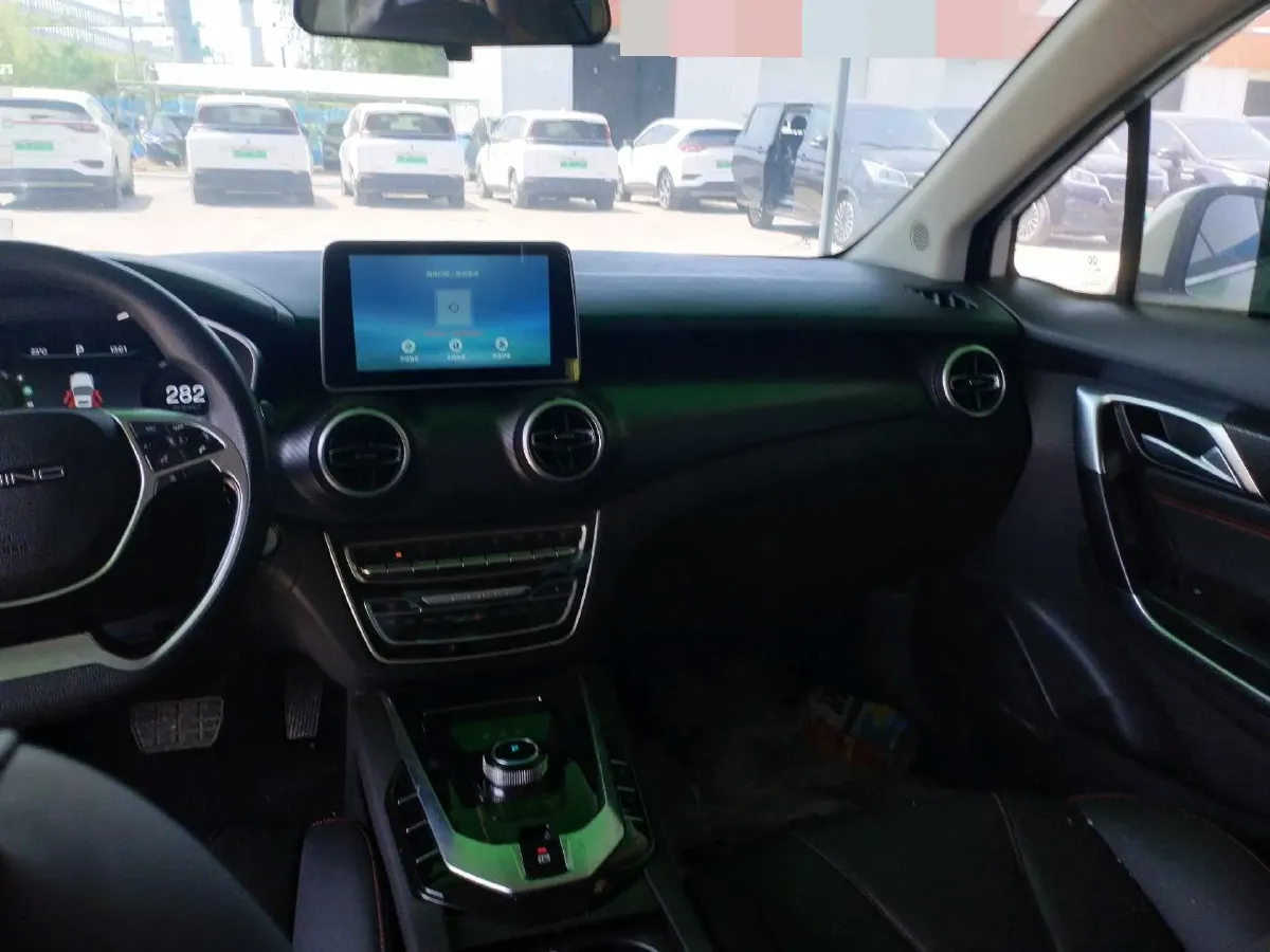 2022 ChangAn UNI-T 1.5T 188HP L4 7DCT,autocango,china used car exporter,china ev exporter,chinese used car exporter,chinese used ev exporter