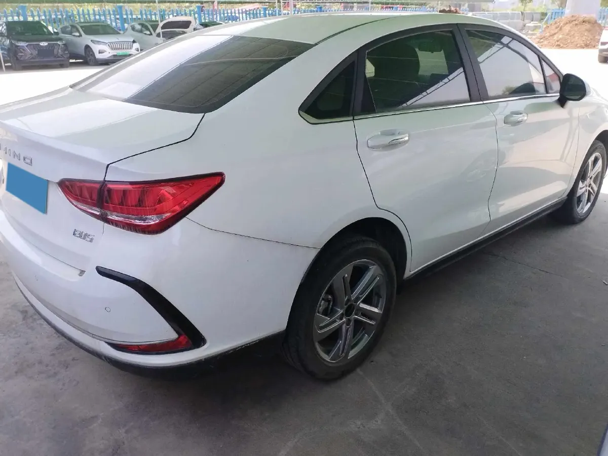 2022 ChangAn UNI-T 1.5T 188HP L4 7DCT,autocango,china used car exporter,china ev exporter,chinese used car exporter,chinese used ev exporter