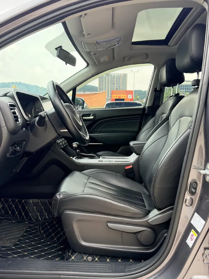 2022 GAC Trumpchi GS3 1.5T 169HP L4 6AT,autocango,china used car exporter,china ev exporter,chinese used car exporter,chinese used ev exporter