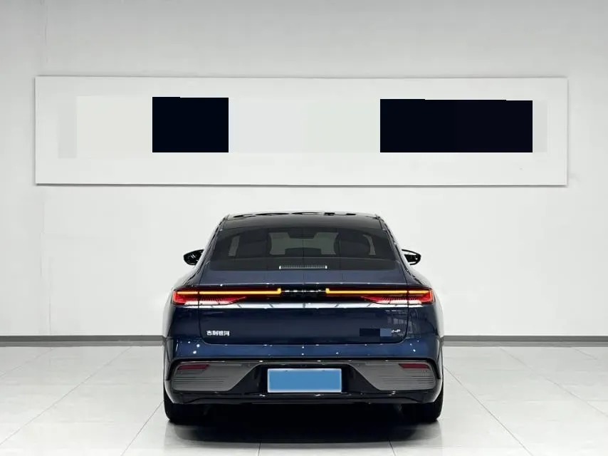 2025 Geely Galaxy Starshine 8 1.5T 163HP L4 3DHT PHEV 27.69KWH,autocango,china used car exporter,china ev exporter,chinese used car exporter,chinese used ev exporter