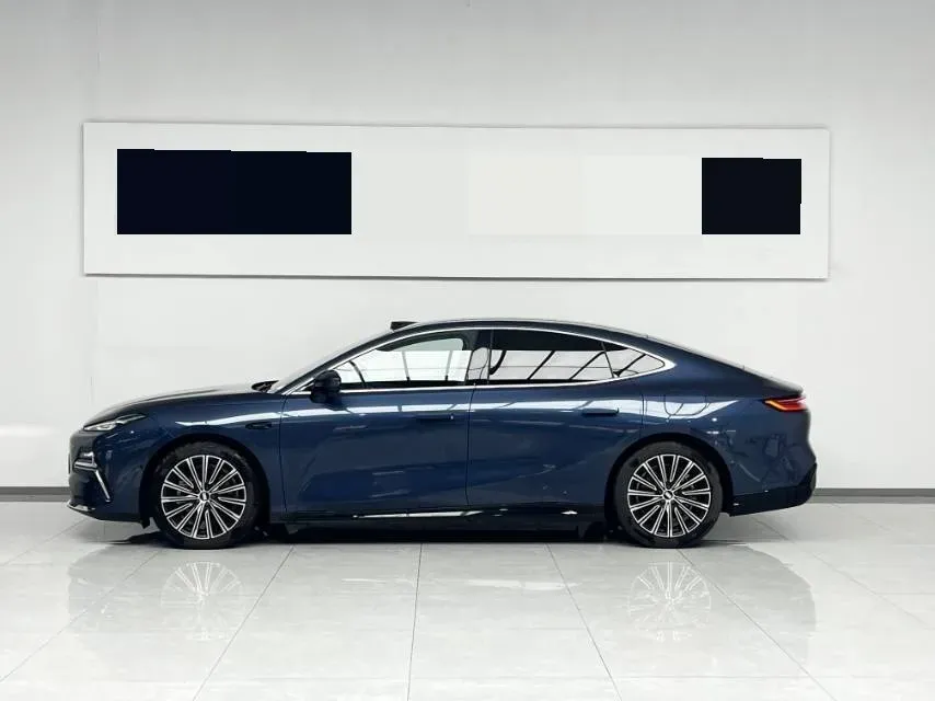 2025 Geely Galaxy Starshine 8 1.5T 163HP L4 3DHT PHEV 27.69KWH,autocango,china used car exporter,china ev exporter,chinese used car exporter,chinese used ev exporter