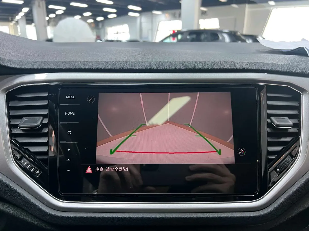 2022 Volkswagen T-Roc 1.4T 150HP L4 7DCT,autocango,china used car exporter,china ev exporter,chinese used car exporter,chinese used ev exporter