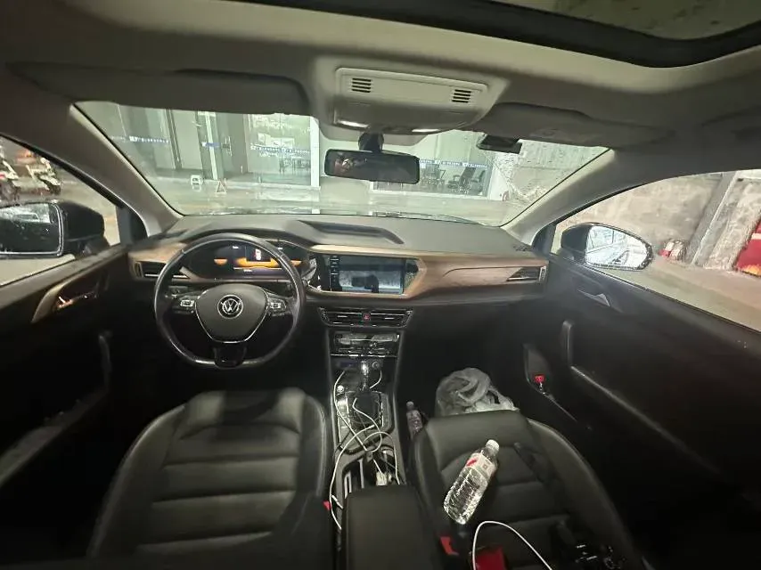 2022 Volkswagen Tharu 1.4T 150HP L4 7DCT,autocango,china used car exporter,china ev exporter,chinese used car exporter,chinese used ev exporter