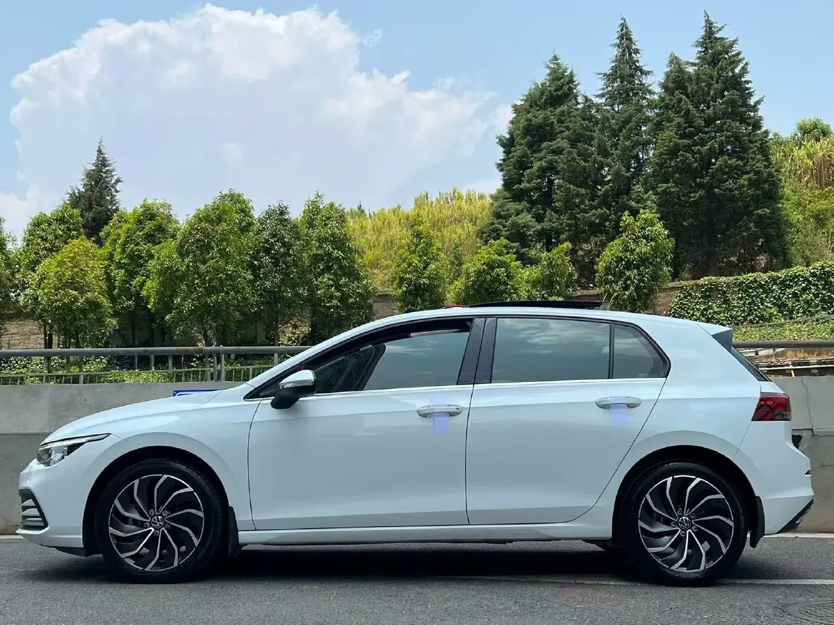 2021 Volkswagen Golf 1.4T 150HP L4 7DCT,autocango,china used car exporter,china ev exporter,chinese used car exporter,chinese used ev exporter