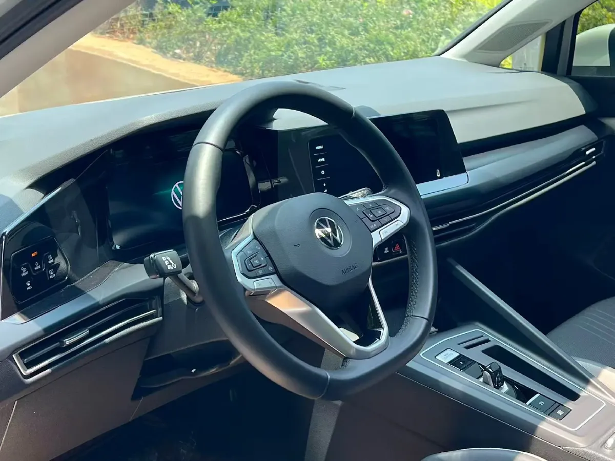 2021 Volkswagen Golf 1.4T 150HP L4 7DCT,autocango,china used car exporter,china ev exporter,chinese used car exporter,chinese used ev exporter