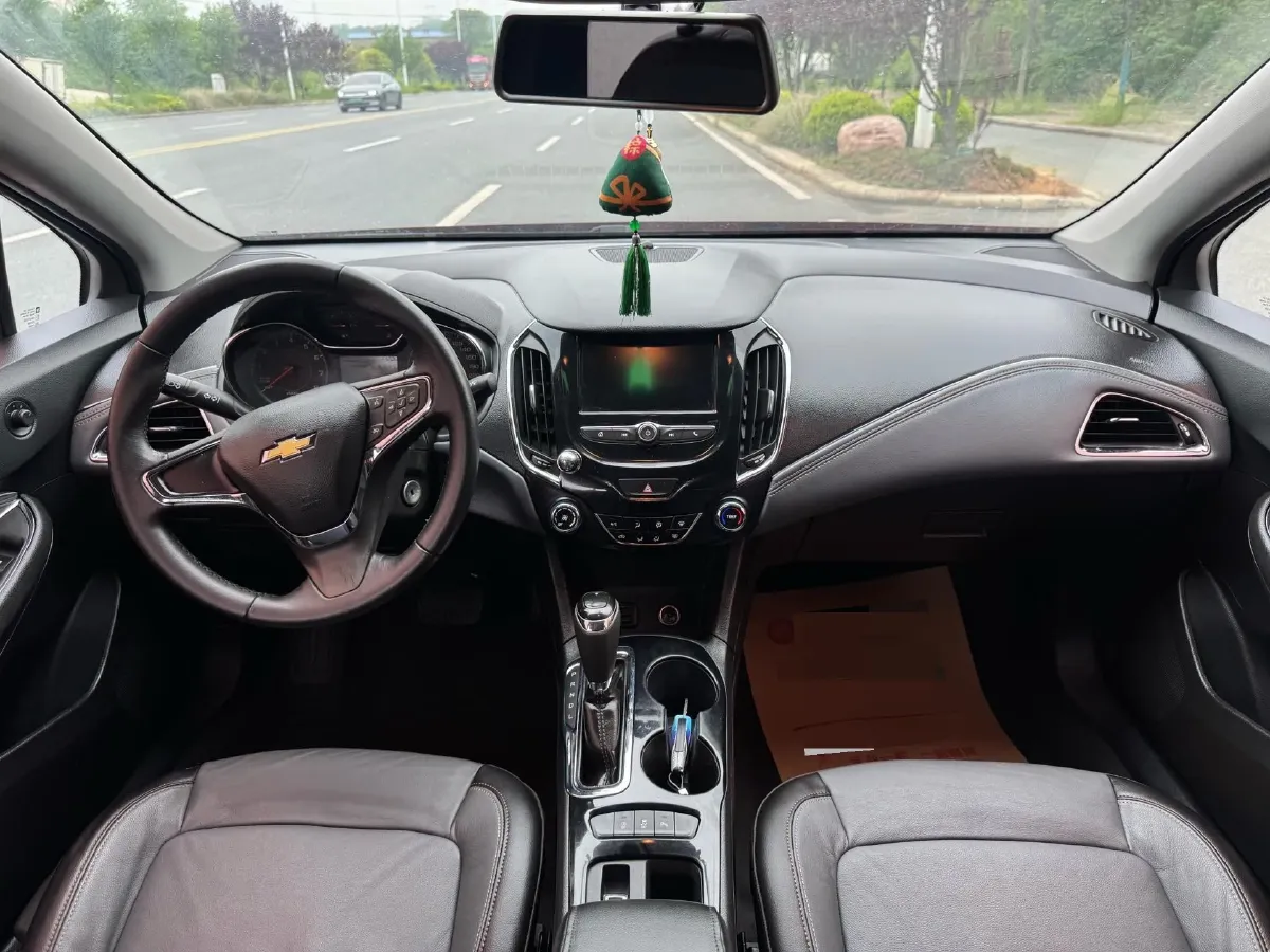 2018 Chevrolet Cruze 1.5L 114HP L4 6AT,autocango,china used car exporter,china ev exporter,chinese used car exporter,chinese used ev exporter