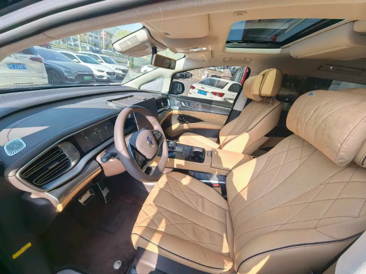 2024 Denza D9 1.5T 139HP L4 E-CVT PHEV 40KWH,autocango,china used car exporter,china ev exporter,chinese used car exporter,chinese used ev exporter