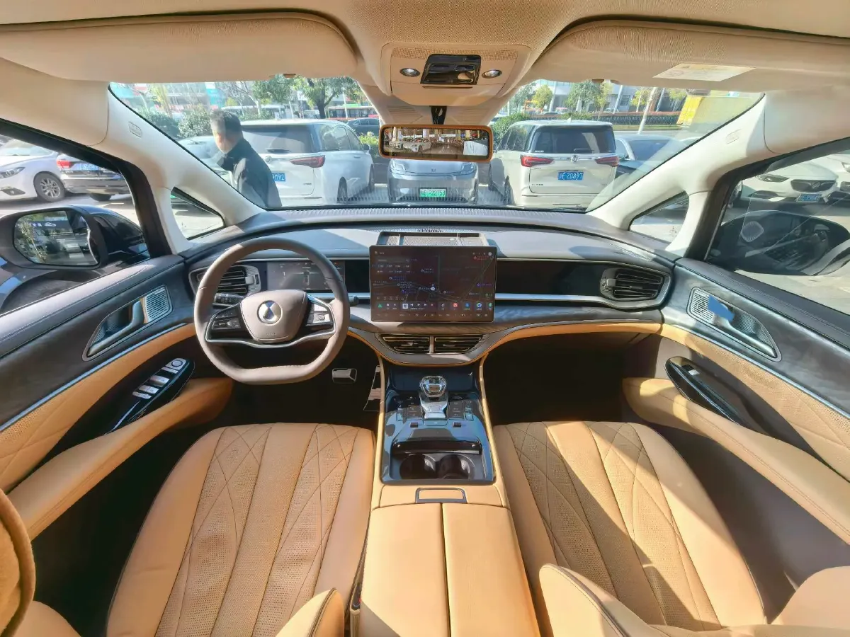 2024 Denza D9 1.5T 139HP L4 E-CVT PHEV 40KWH,autocango,china used car exporter,china ev exporter,chinese used car exporter,chinese used ev exporter