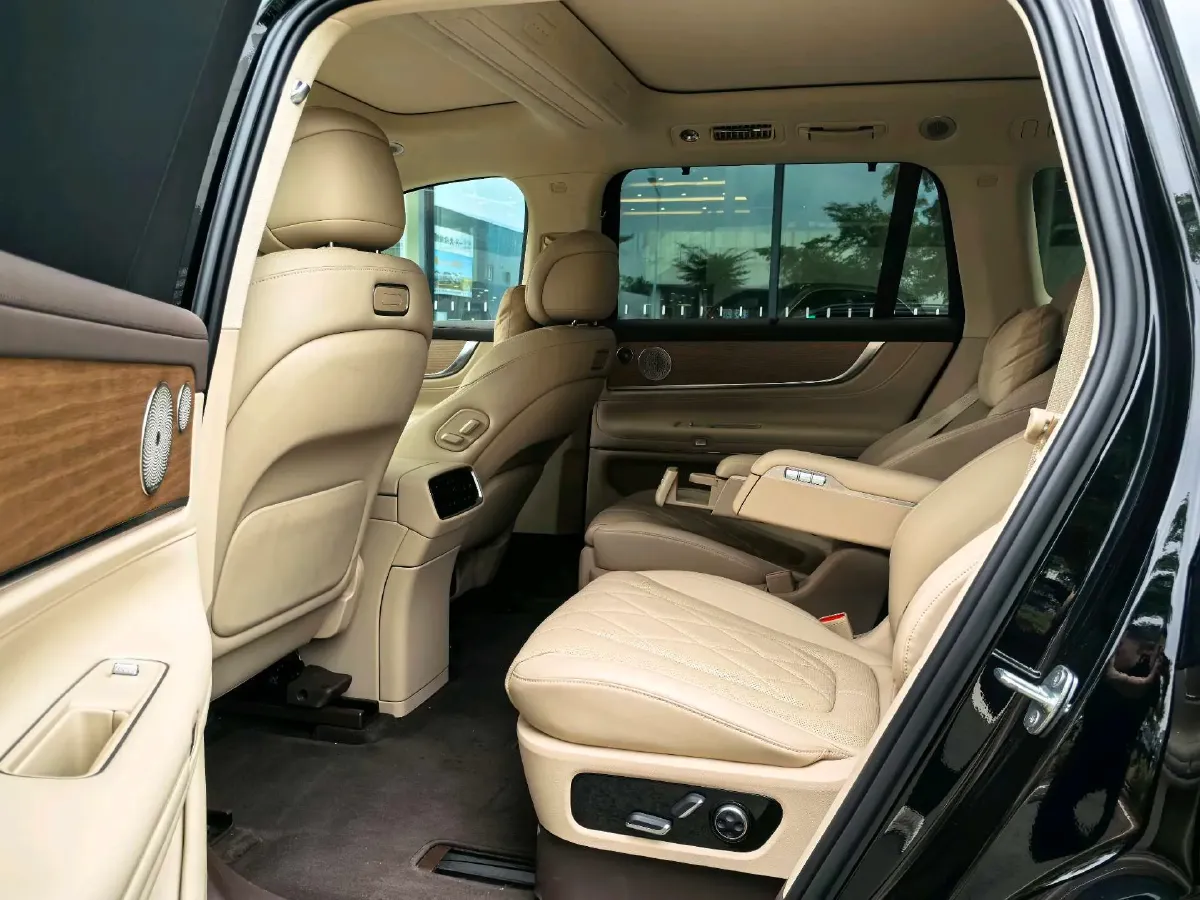 2024 AITO AITO M9 1.5T 152HP L4 REEV 42KWH,autocango,china used car exporter,china ev exporter,chinese used car exporter,chinese used ev exporter