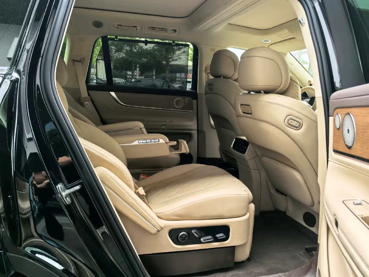 2024 AITO AITO M9 1.5T 152HP L4 REEV 42KWH,autocango,china used car exporter,china ev exporter,chinese used car exporter,chinese used ev exporter