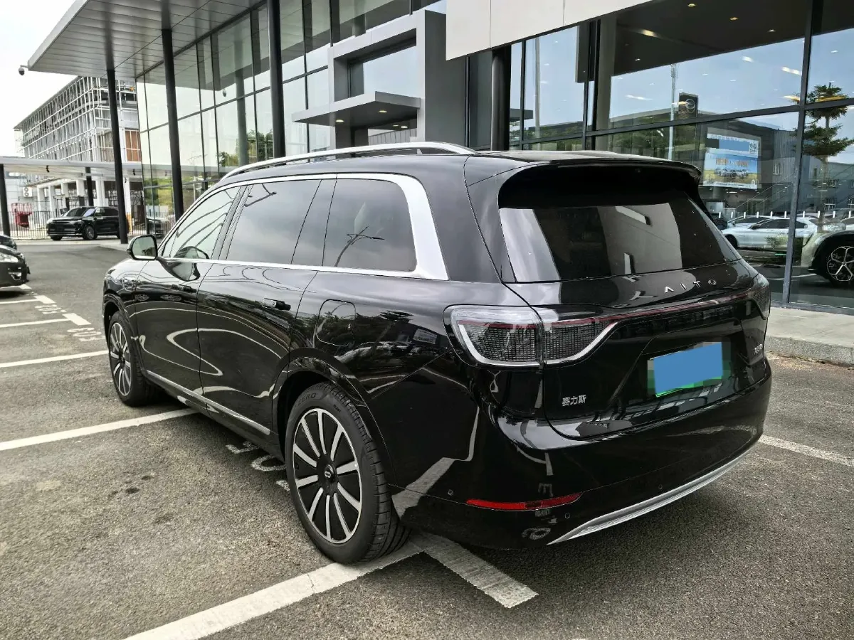 2024 AITO AITO M9 1.5T 152HP L4 REEV 42KWH,autocango,china used car exporter,china ev exporter,chinese used car exporter,chinese used ev exporter