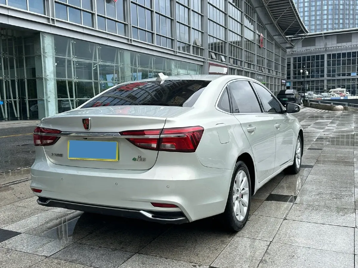 2017 Roewe i6 1.0T 125HP L3 2AT PHEV,autocango,china used car exporter,china ev exporter,chinese used car exporter,chinese used ev exporter
