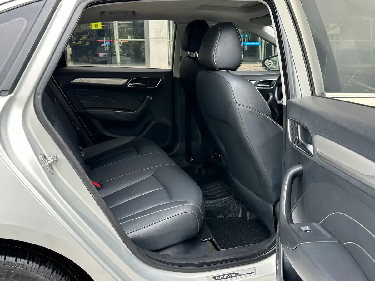 2017 Roewe i6 1.0T 125HP L3 2AT PHEV,autocango,china used car exporter,china ev exporter,chinese used car exporter,chinese used ev exporter